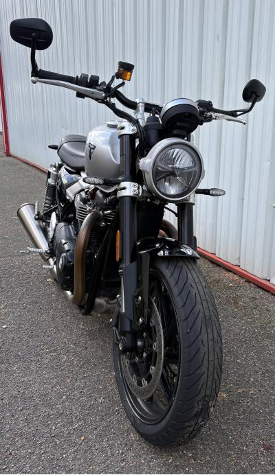 TRIUMPH SPEED TWIN 1200