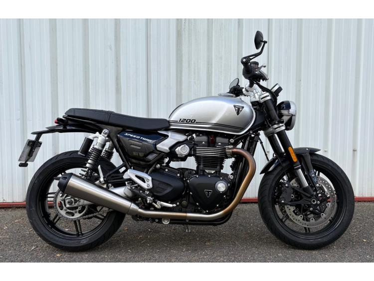 TRIUMPH SPEED TWIN 1200