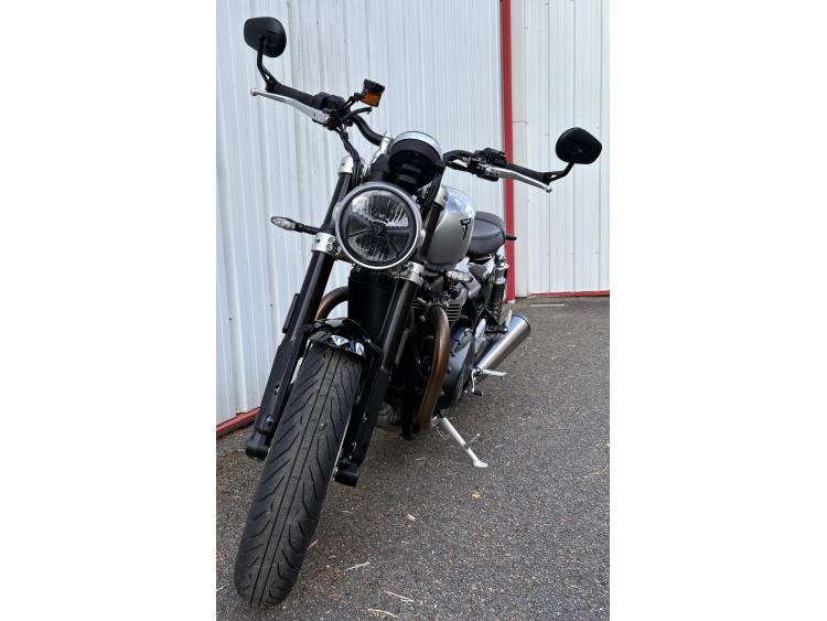 TRIUMPH SPEED TWIN 1200