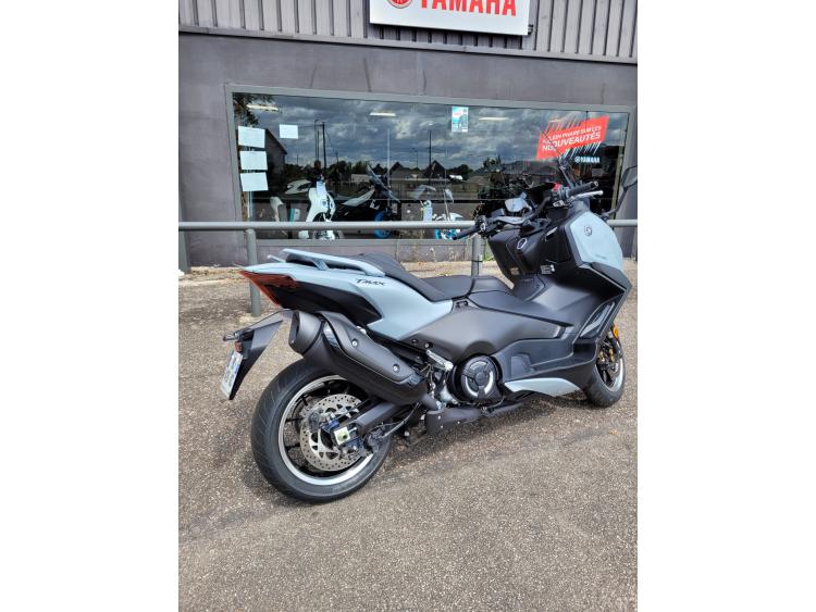 YAMAHA XP T-MAX 560 TECH MAX 2025
