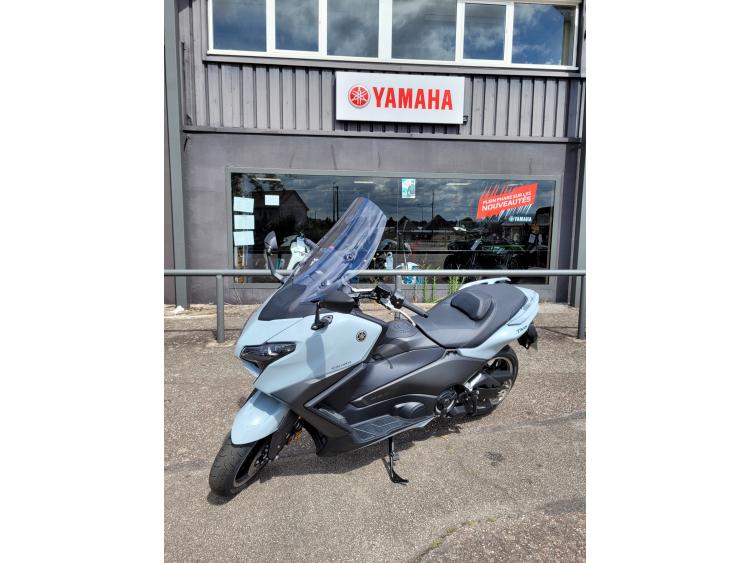 YAMAHA XP T-MAX 560 TECH MAX 2025