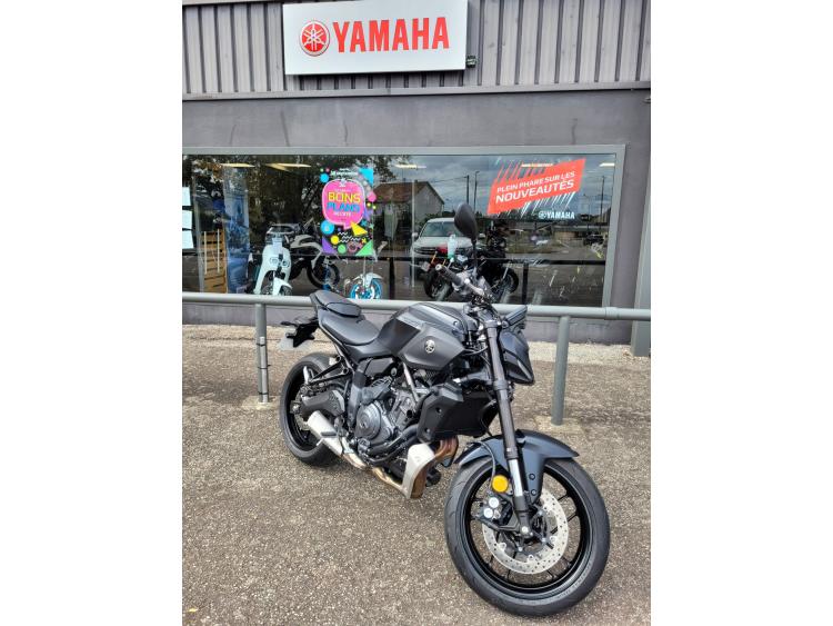 YAMAHA MT-07 Y-AMT 35KW OU 55KW