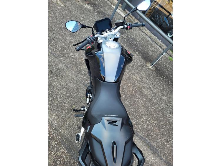 BMW F 900 R
