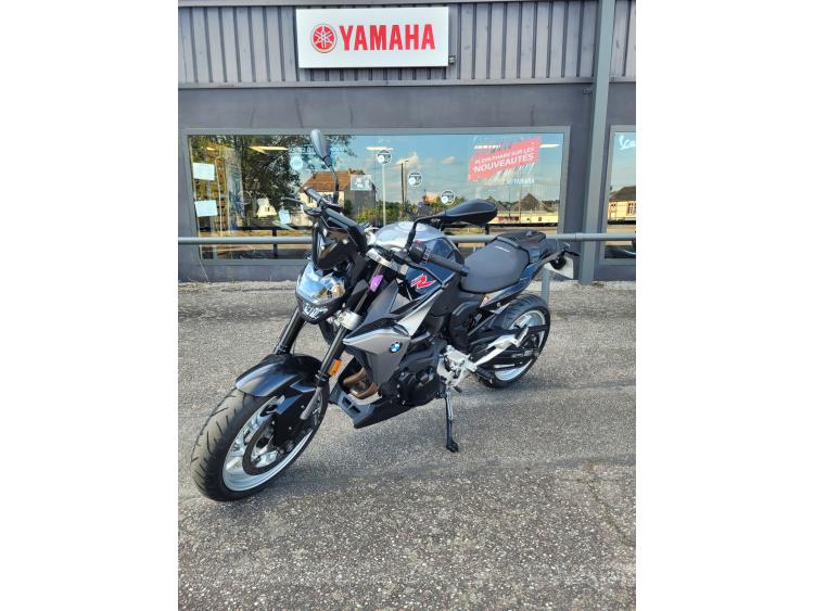 BMW F 900 R