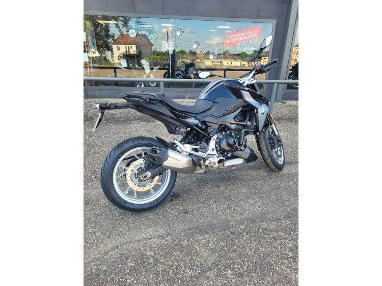 BMW F 900 R