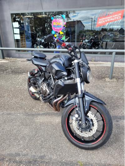 YAMAHA MT-07 (47.5CV)