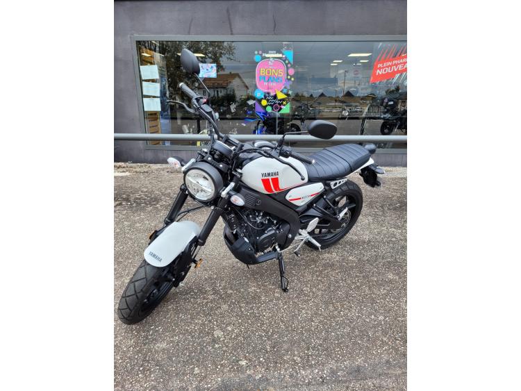 YAMAHA XSR 125